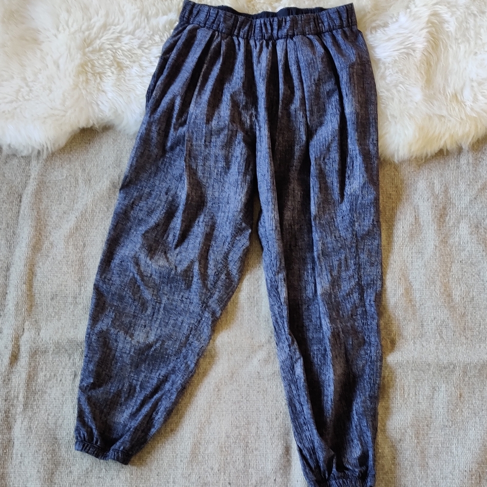 Rollin With My Omies Joggers Lululemon - Picture 4 of 6